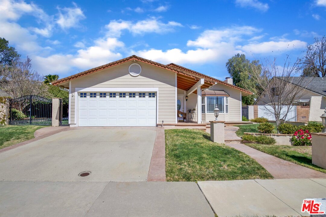 2219 Booth Street Simi Valley, CA 93065 - Photo 1 of 29