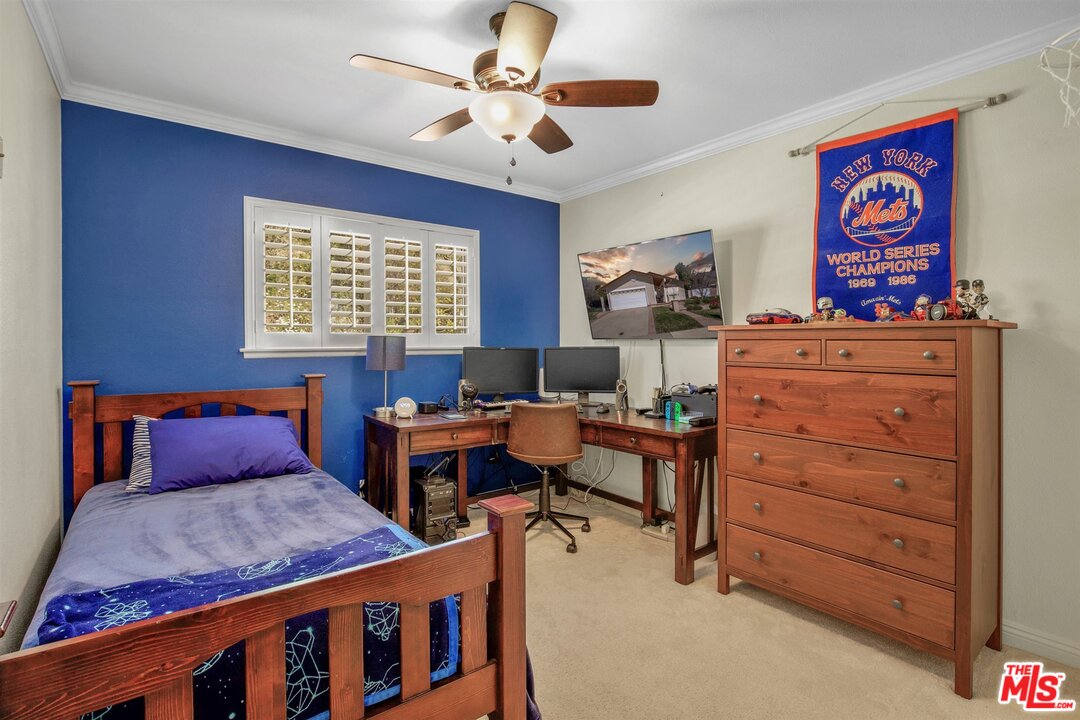 2219 Booth Street Simi Valley, CA 93065 - Photo 14 of 29