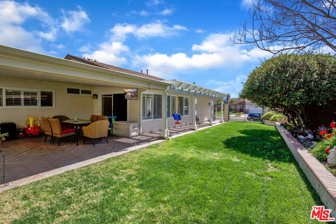 2219 Booth Street Simi Valley, CA 93065 - Photo 22 of 29
