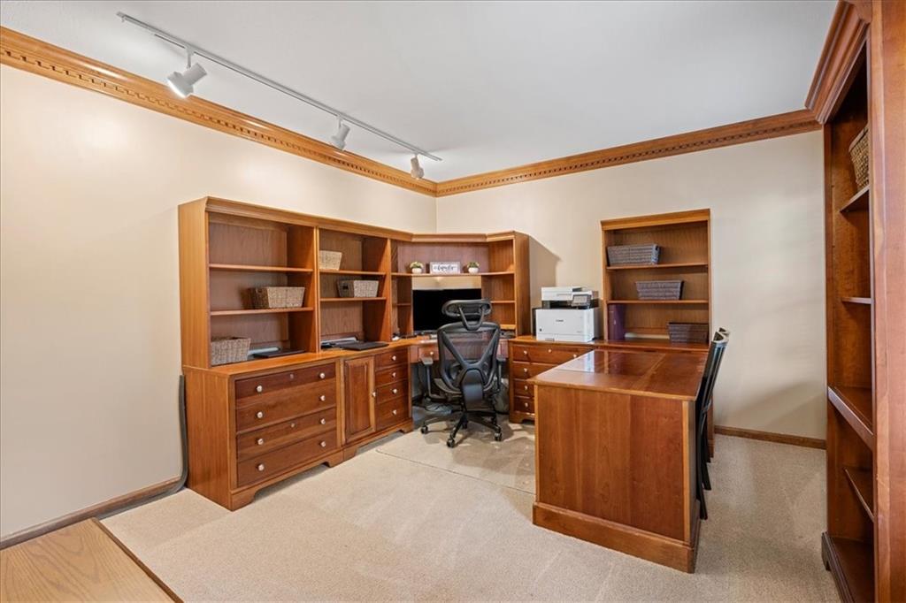 Undisclosed Address Gibsonia, PA 15044 - Photo 4 of 35 a room with furniture a washer and dryer