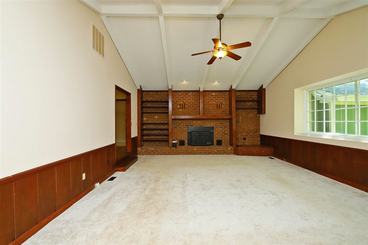 3408 1st Place Raleigh, NC 27613 - Photo 11 of 21 Family room