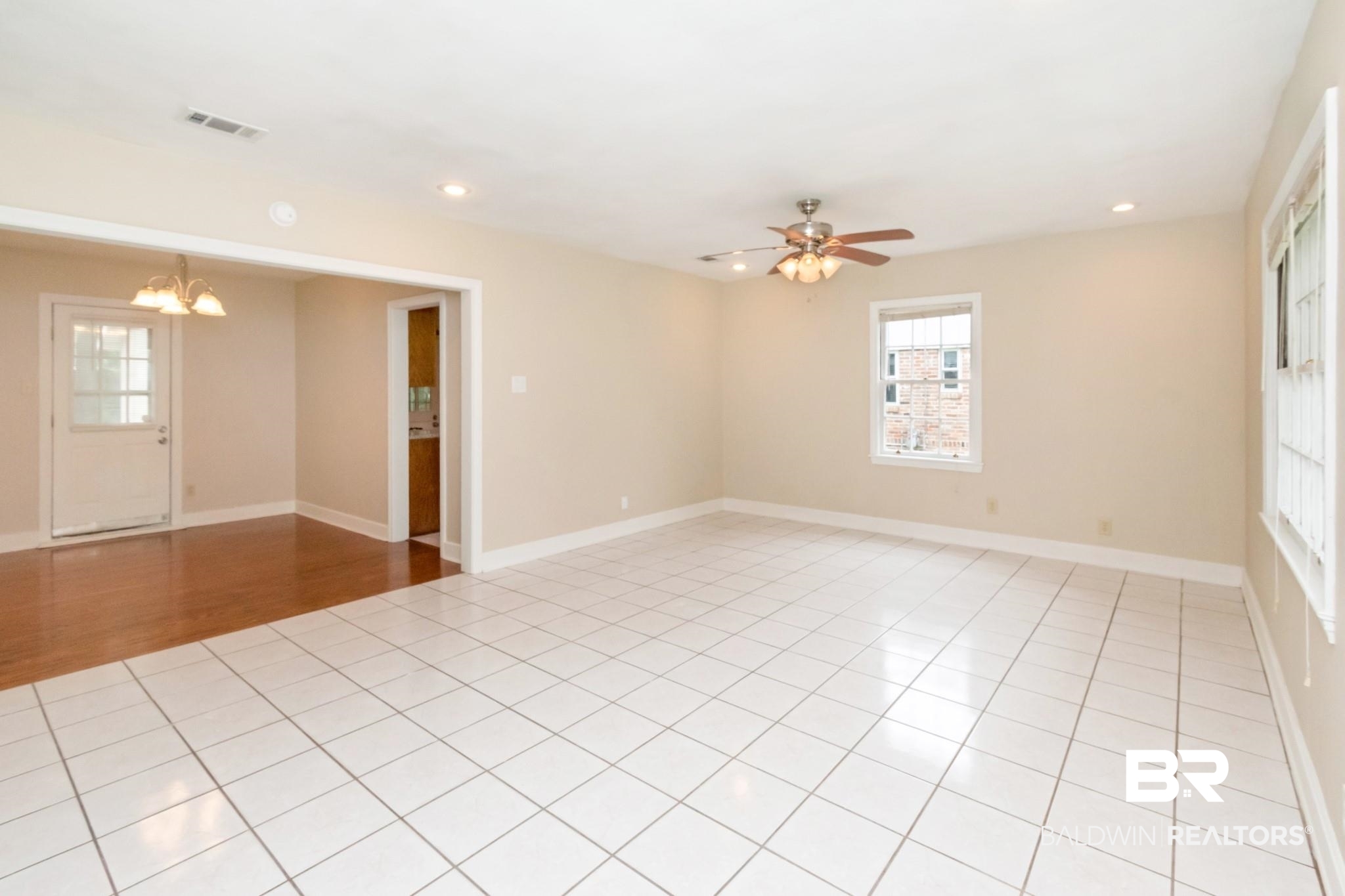 22 West Chadwick Drive Mobile, AL 36606 - Photo 6 of 24