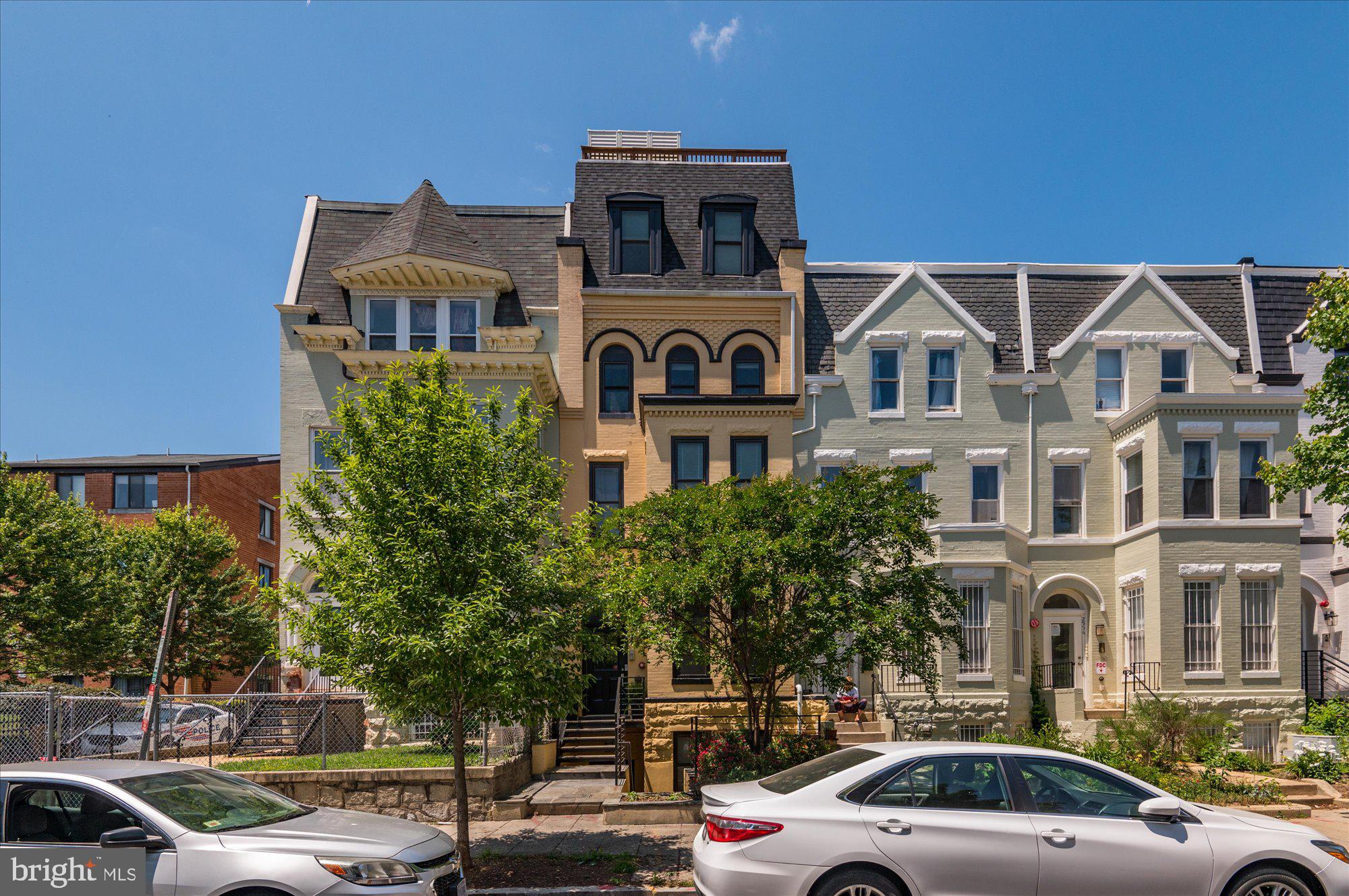 2550 University Place Northwest, Unit 2 Washington, DC 20009 - Photo 36 of 37