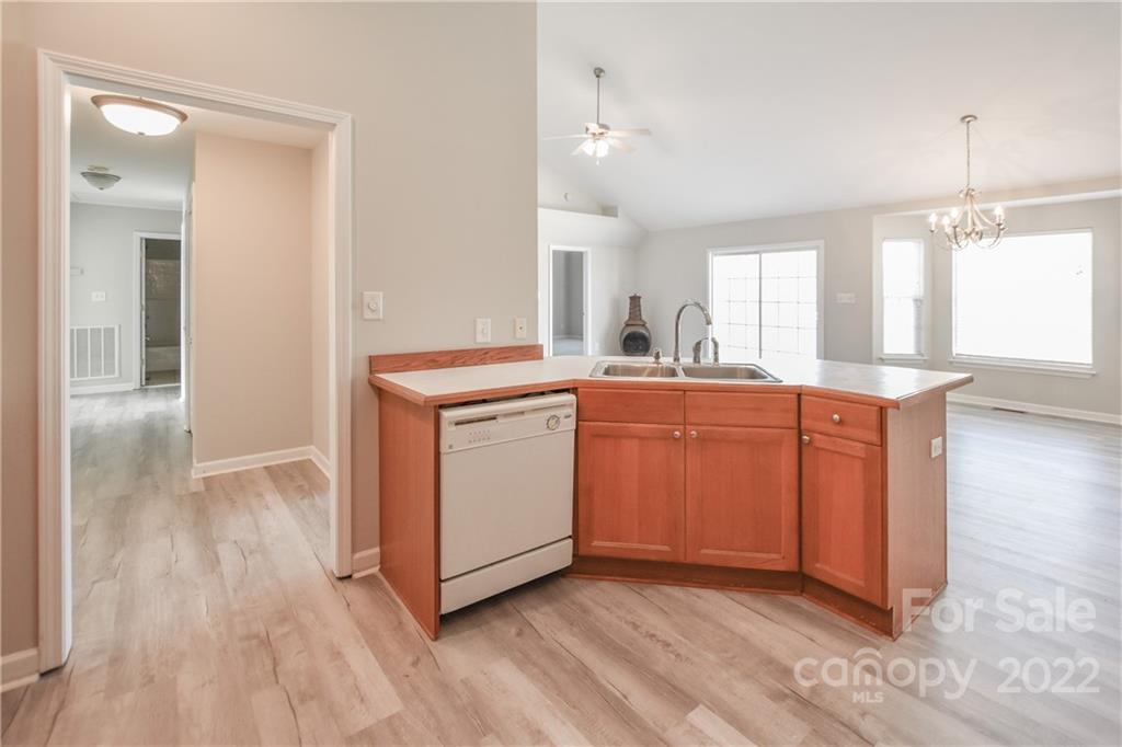 120 Pheasant Ridge Circle York, SC 29745 - Photo 8 of 21 Gallery Image 8