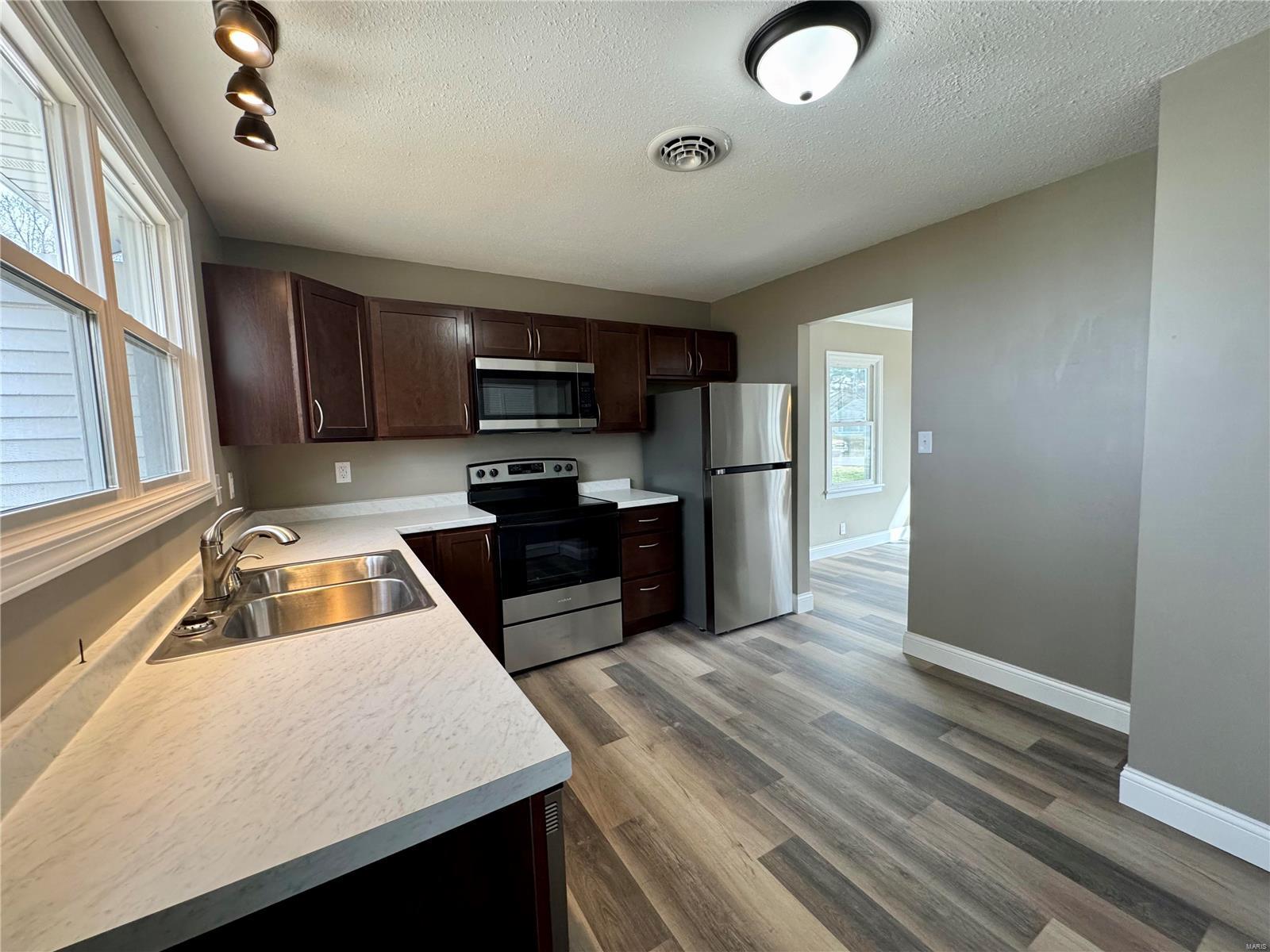 908 Hampton Lane Canton, MO 63435 - Photo 7 of 15