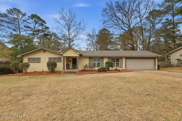 $304,900 | 2058 Cherokee Drive, Jackson, MS 39211