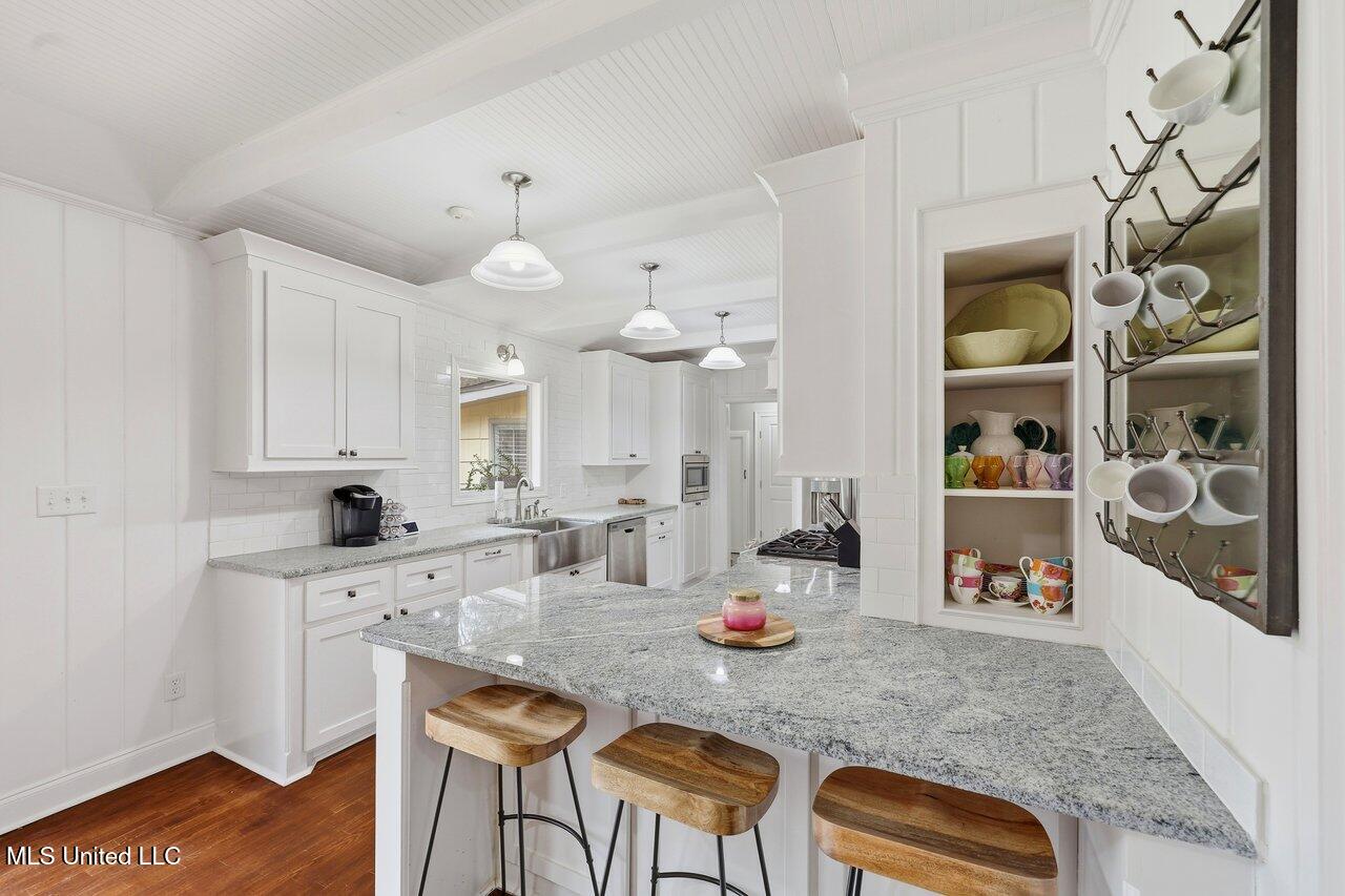 2058 Cherokee Drive Jackson, MS 39211 - Photo 14 of 34 2058 Cherokee Dr Home Tours MS 14