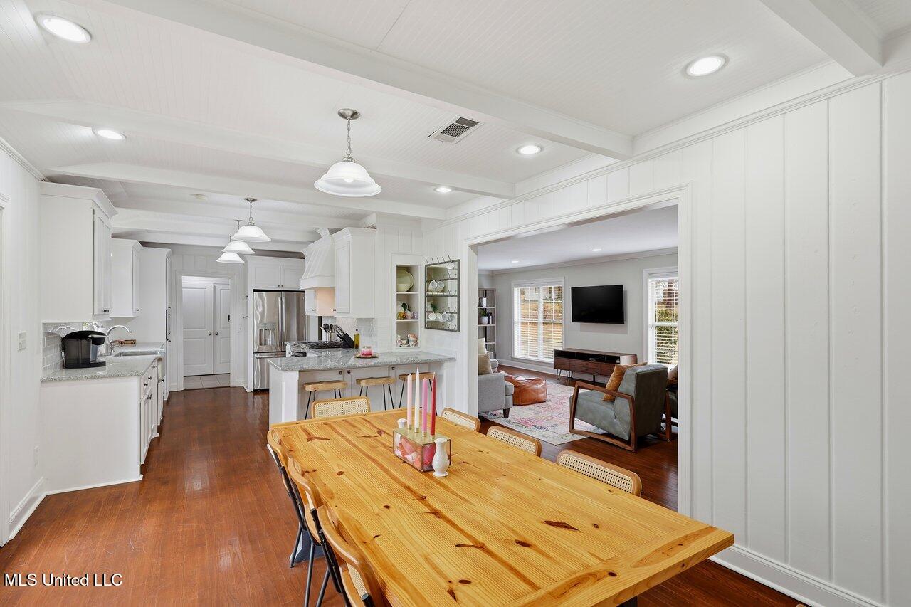 2058 Cherokee Drive Jackson, MS 39211 - Photo 16 of 34 2058 Cherokee Dr Home Tours MS 16