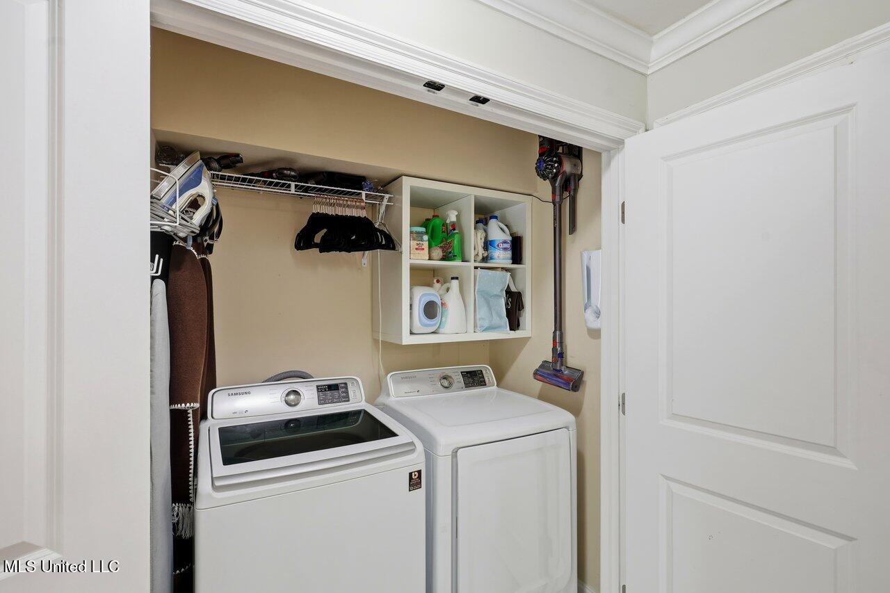 2058 Cherokee Drive Jackson, MS 39211 - Photo 17 of 34 2058 Cherokee Dr Home Tours MS 17