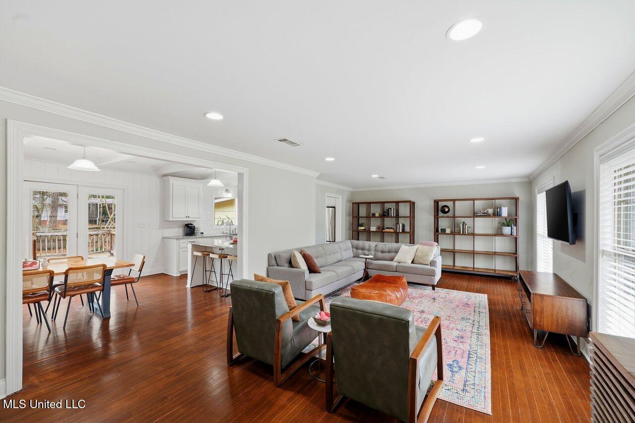 2058 Cherokee Drive Jackson, MS 39211 - Photo 6 of 34 2058 Cherokee Dr Home Tours MS 6