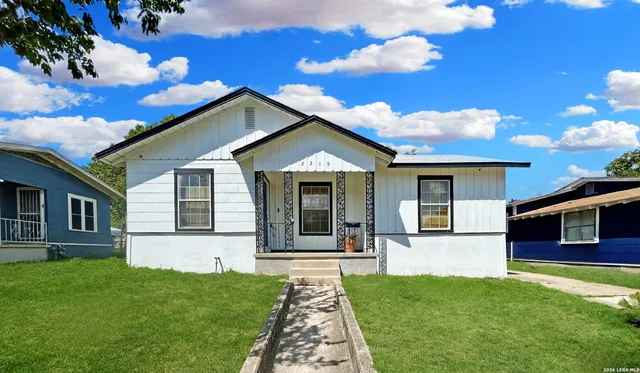 $1,350 | 2319 Burnet Street, San Antonio, TX 78202