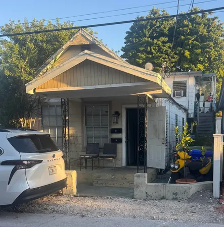 $899,000 | 1432 Eliza Street, Key West, FL 33040