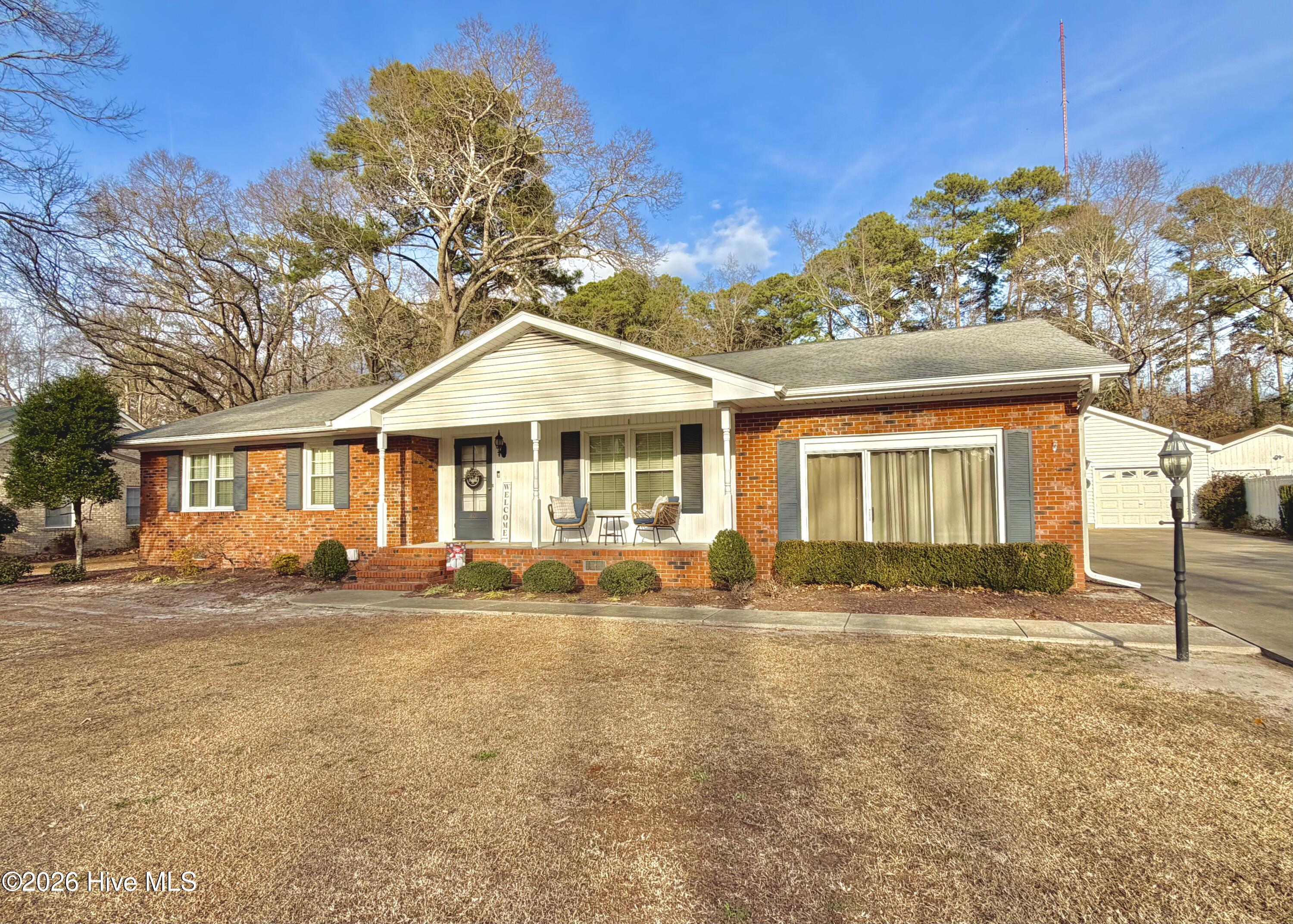 1801 Crestview Street Kinston, NC 28504 - Photo 3 of 93 IMG_3313