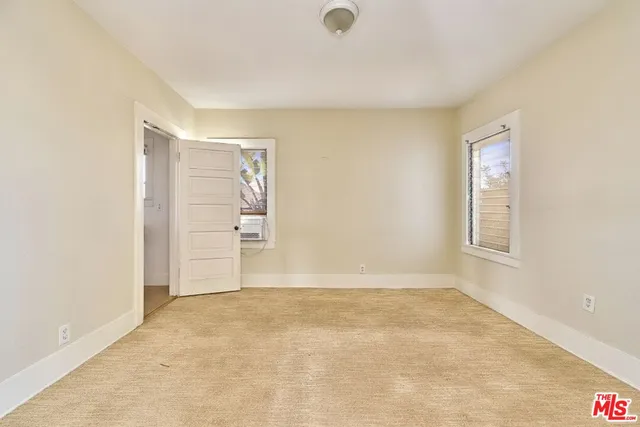 $1,099,000 | 1228 South Catalina Street, Los Angeles, CA 90006