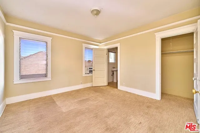 $1,099,000 | 1228 South Catalina Street, Los Angeles, CA 90006