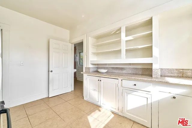 $1,099,000 | 1228 South Catalina Street, Los Angeles, CA 90006