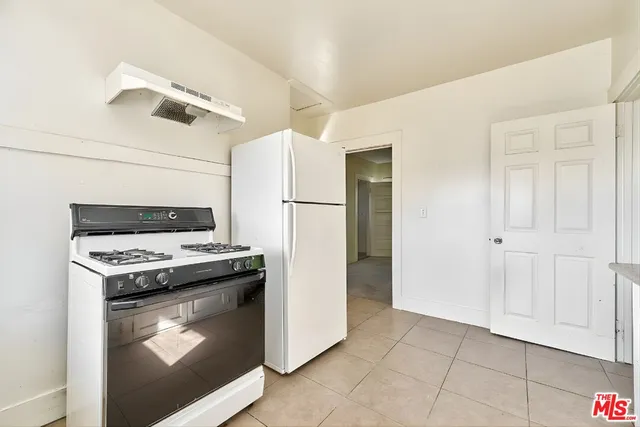 $1,099,000 | 1228 South Catalina Street, Los Angeles, CA 90006