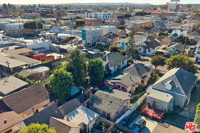 $1,099,000 | 1228 South Catalina Street, Los Angeles, CA 90006