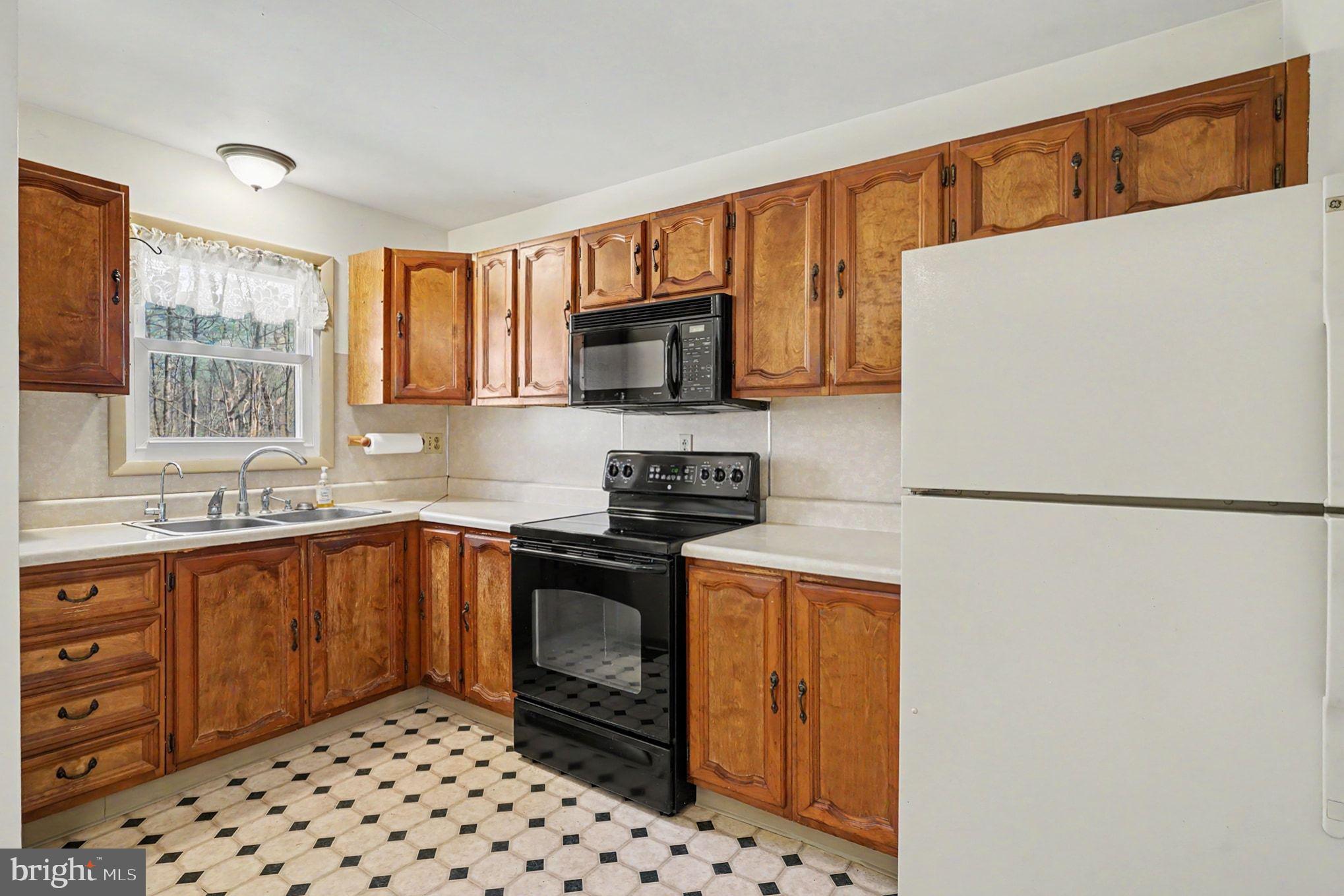 141 Papermill Road Barto, PA 19504 - Photo 17 of 47