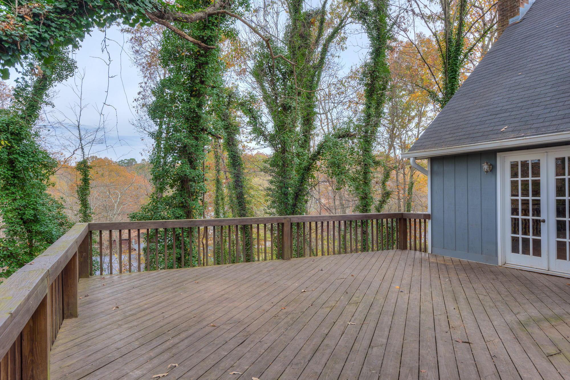 2008 Rock Bluff Road Hixson, TN 37343 - Photo 14 of 46 BACK DECK