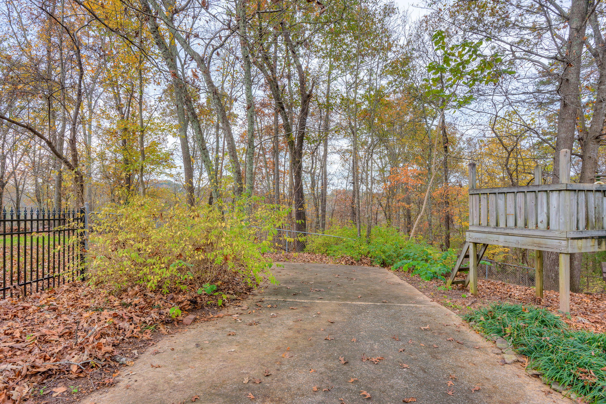 2008 Rock Bluff Road Hixson, TN 37343 - Photo 40 of 46 EXTERIOR