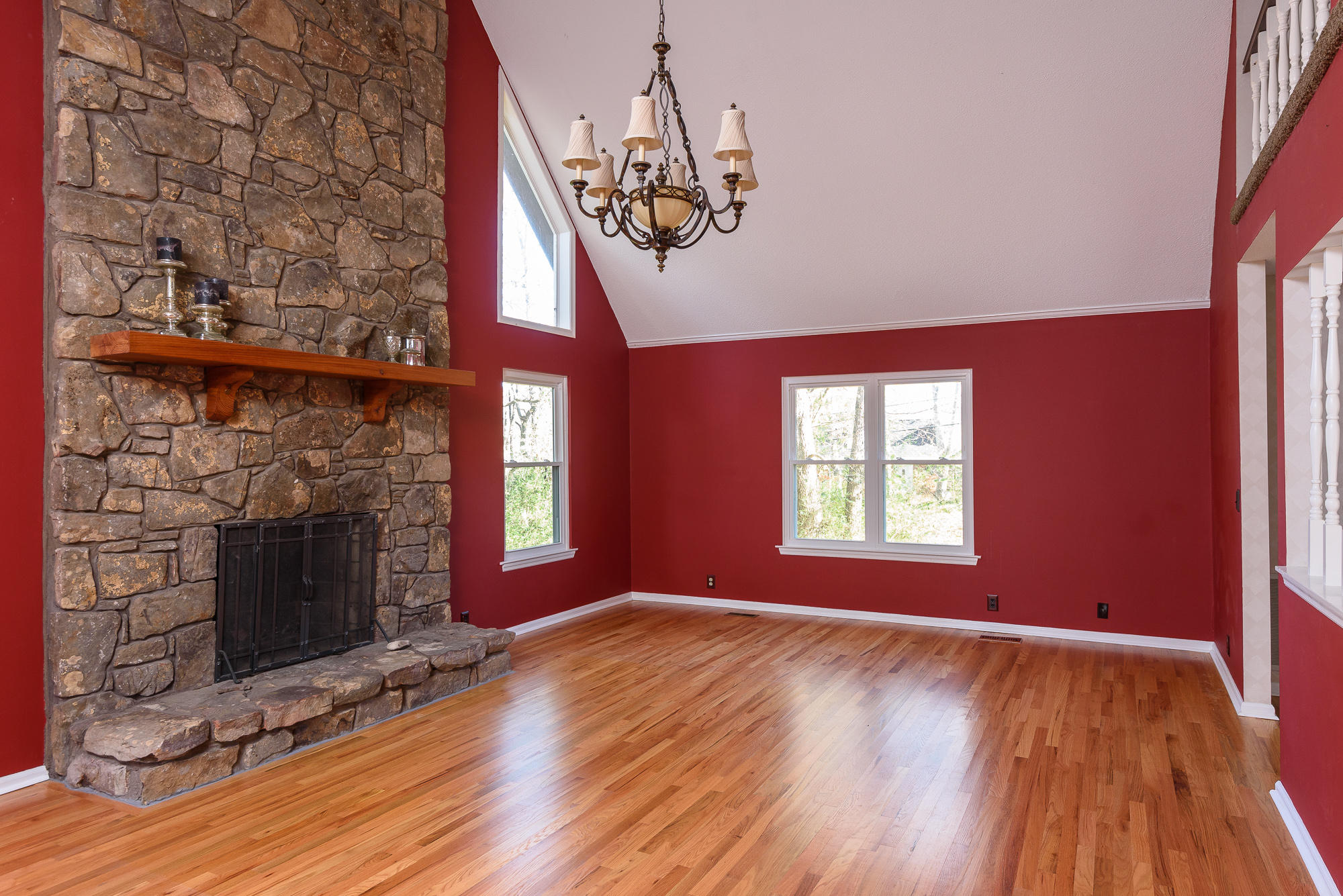 2008 Rock Bluff Road Hixson, TN 37343 - Photo 5 of 46 LIVING ROOM