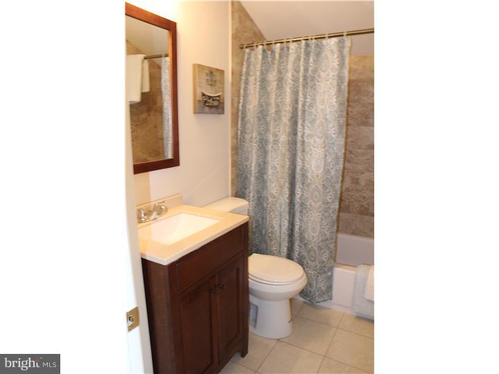 14 Crestwood Road Levittown, PA 19057 - Photo 17 of 24 Bathroom