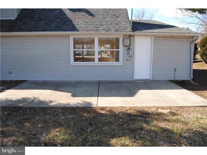 14 Crestwood Road Levittown, PA 19057 - Photo 22 of 24 Patio