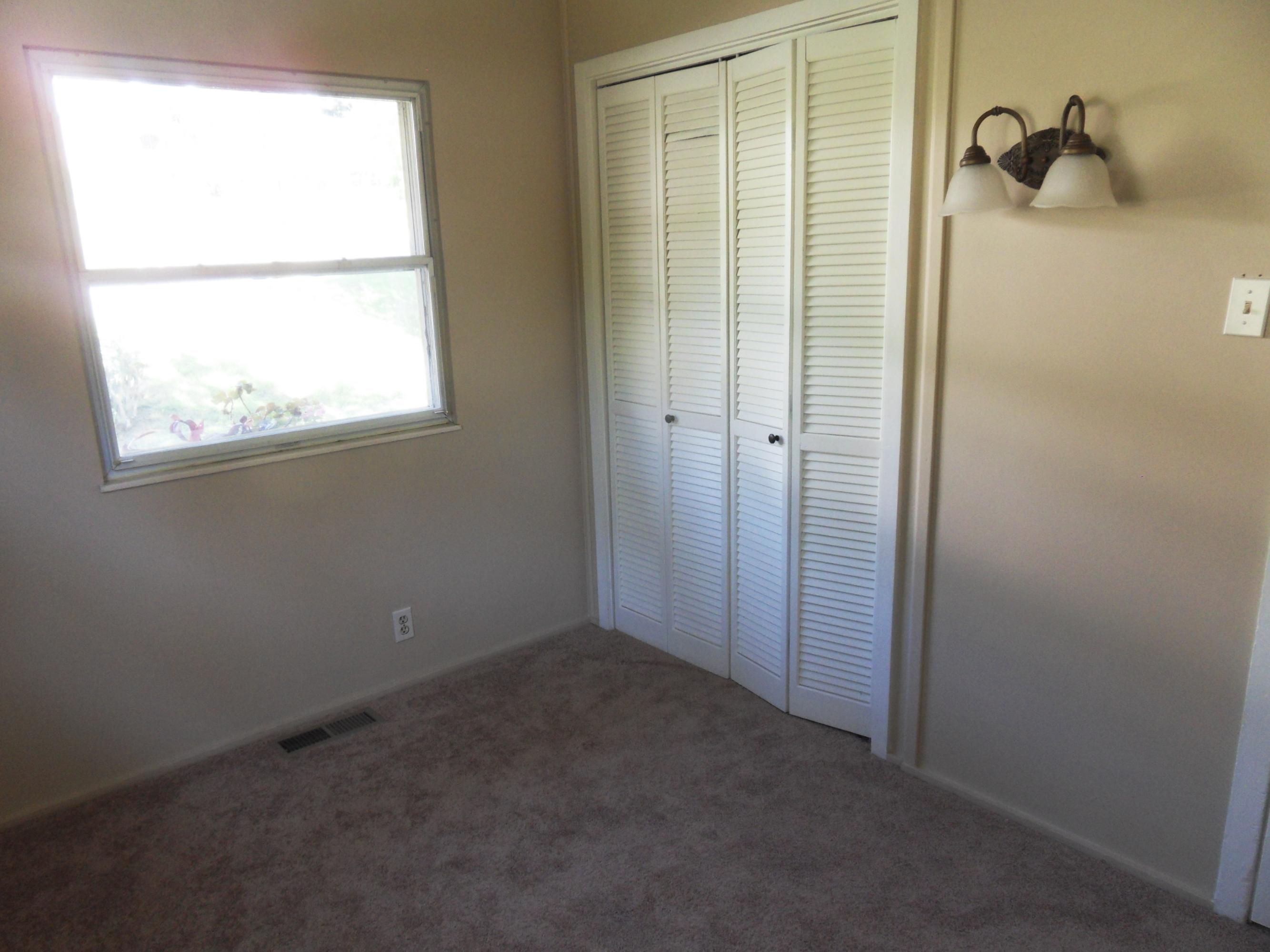 179 Outer Drive Oak Ridge, TN 37830 - Photo 14 of 16 SDC14328