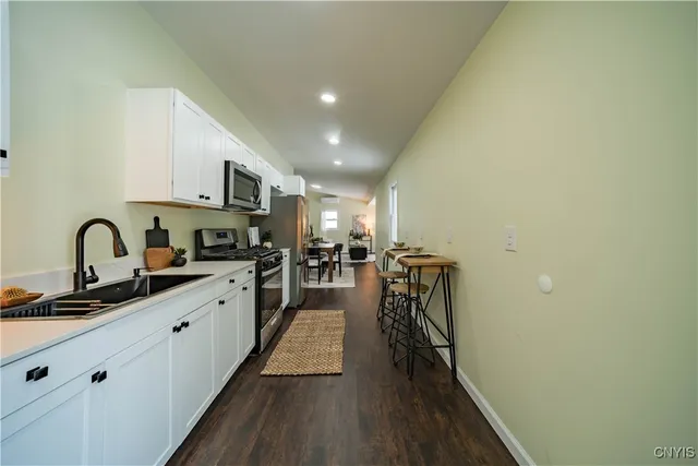 $249,900 | 223 Esther Street, Manlius, NY 13116