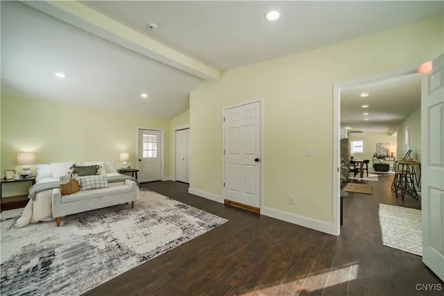 $249,900 | 223 Esther Street, Manlius, NY 13116