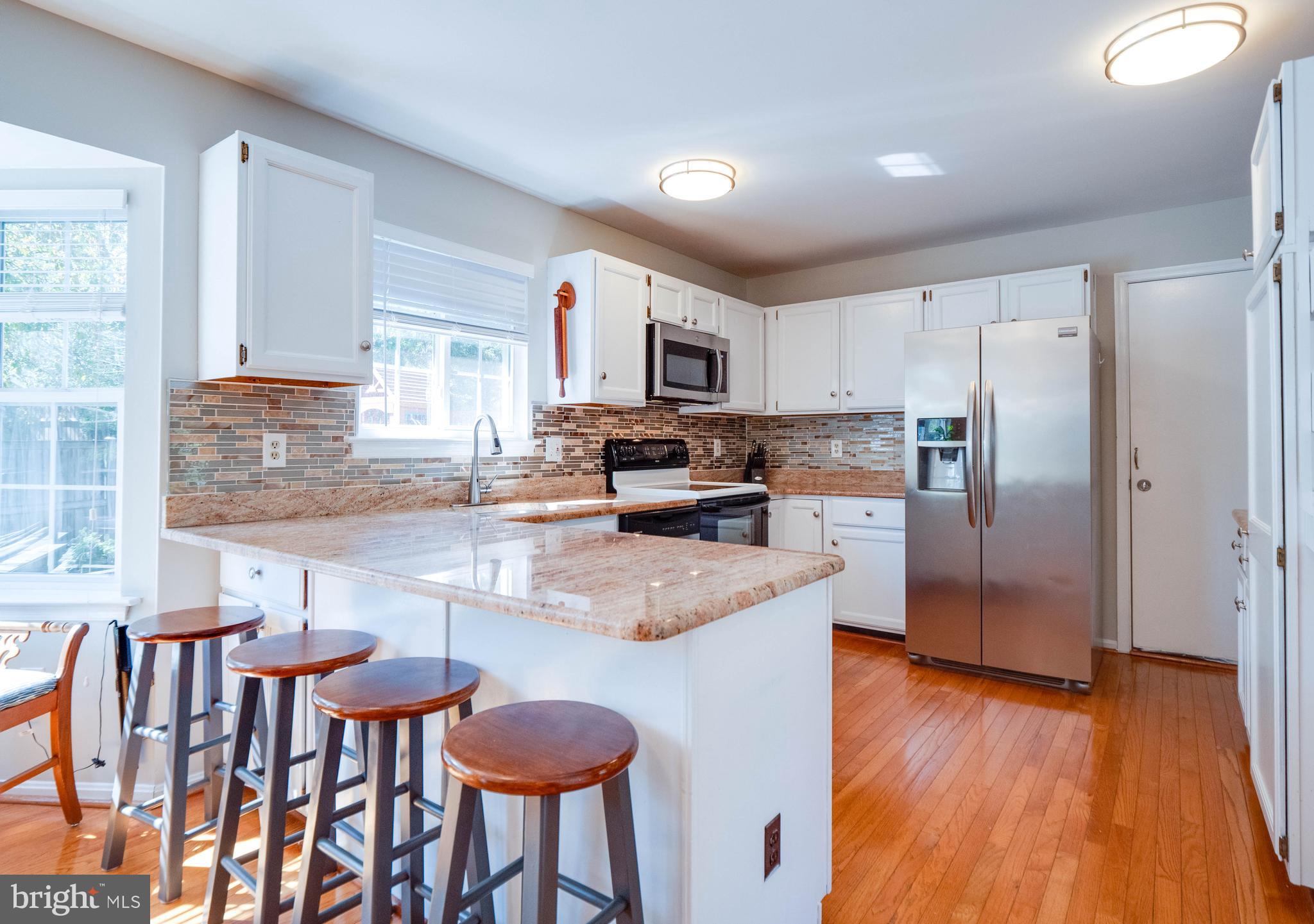 1431 Kingsvale Circle Herndon, VA 20170 - Photo 14 of 66 Kitchen