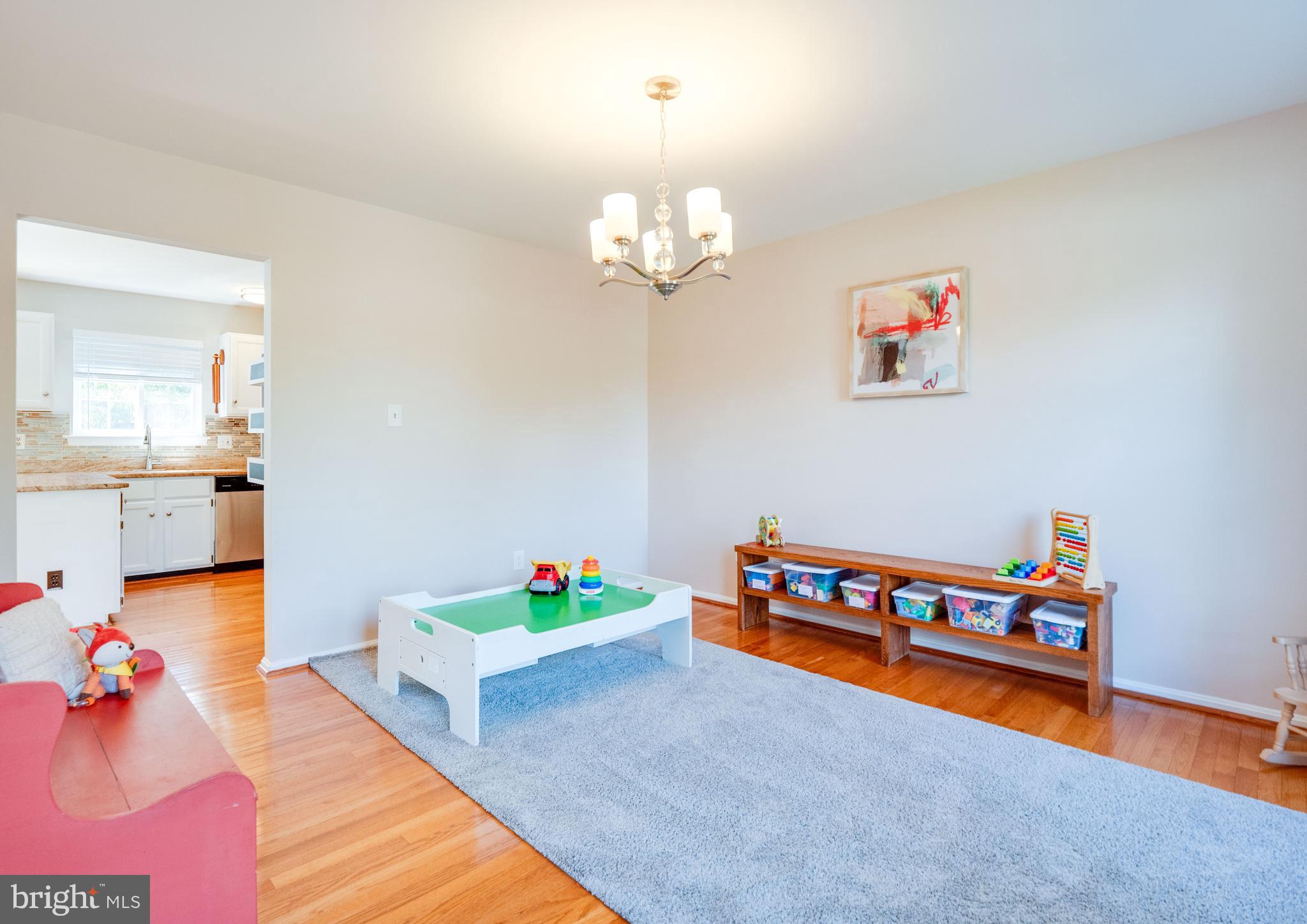 1431 Kingsvale Circle Herndon, VA 20170 - Photo 25 of 66 Dining/rec room