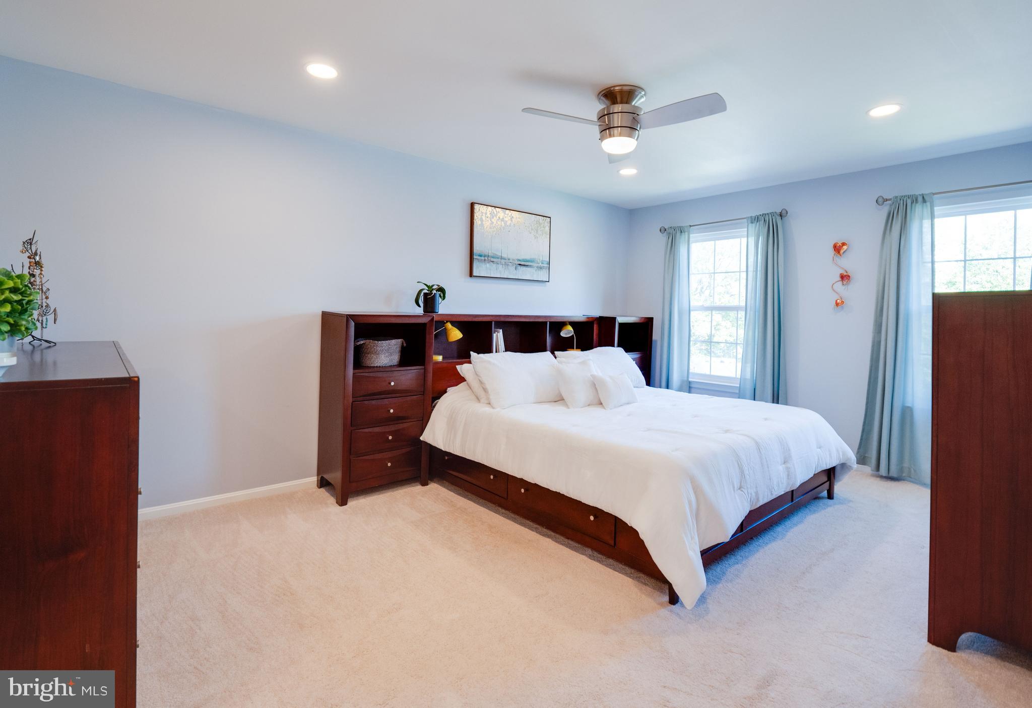 1431 Kingsvale Circle Herndon, VA 20170 - Photo 29 of 66 Owner's suite