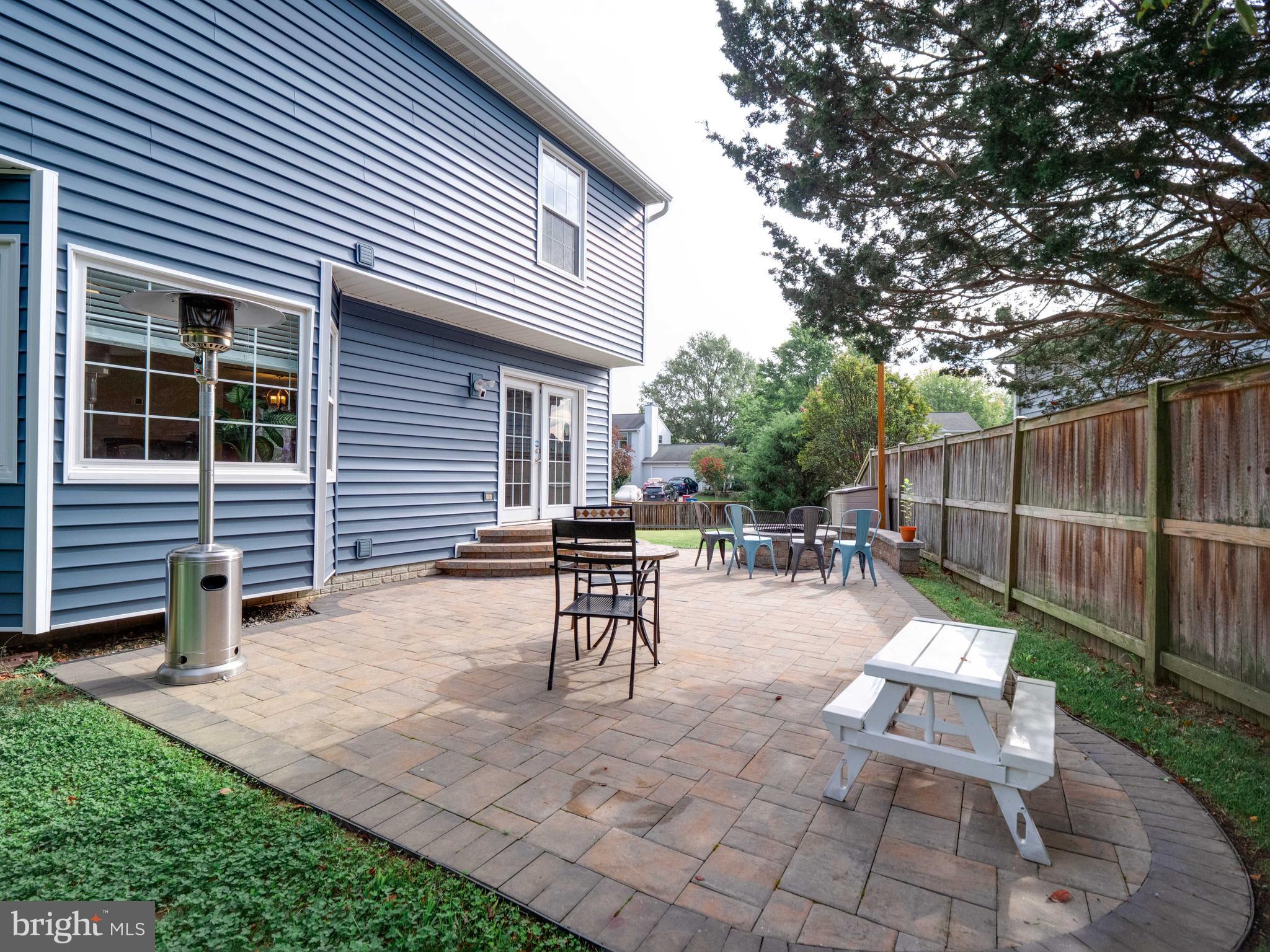 1431 Kingsvale Circle Herndon, VA 20170 - Photo 6 of 66 back patio