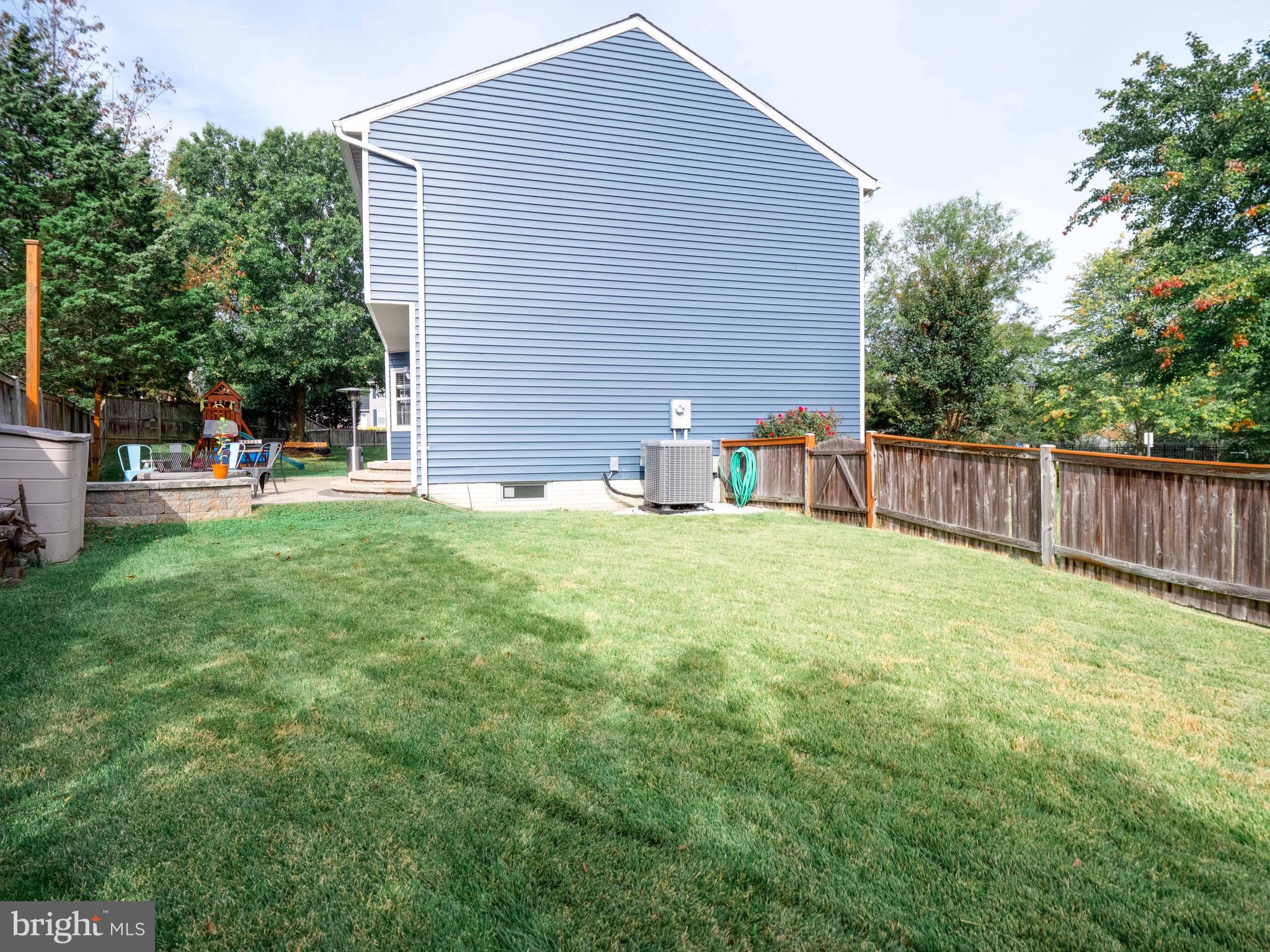 1431 Kingsvale Circle Herndon, VA 20170 - Photo 57 of 66 Back yard