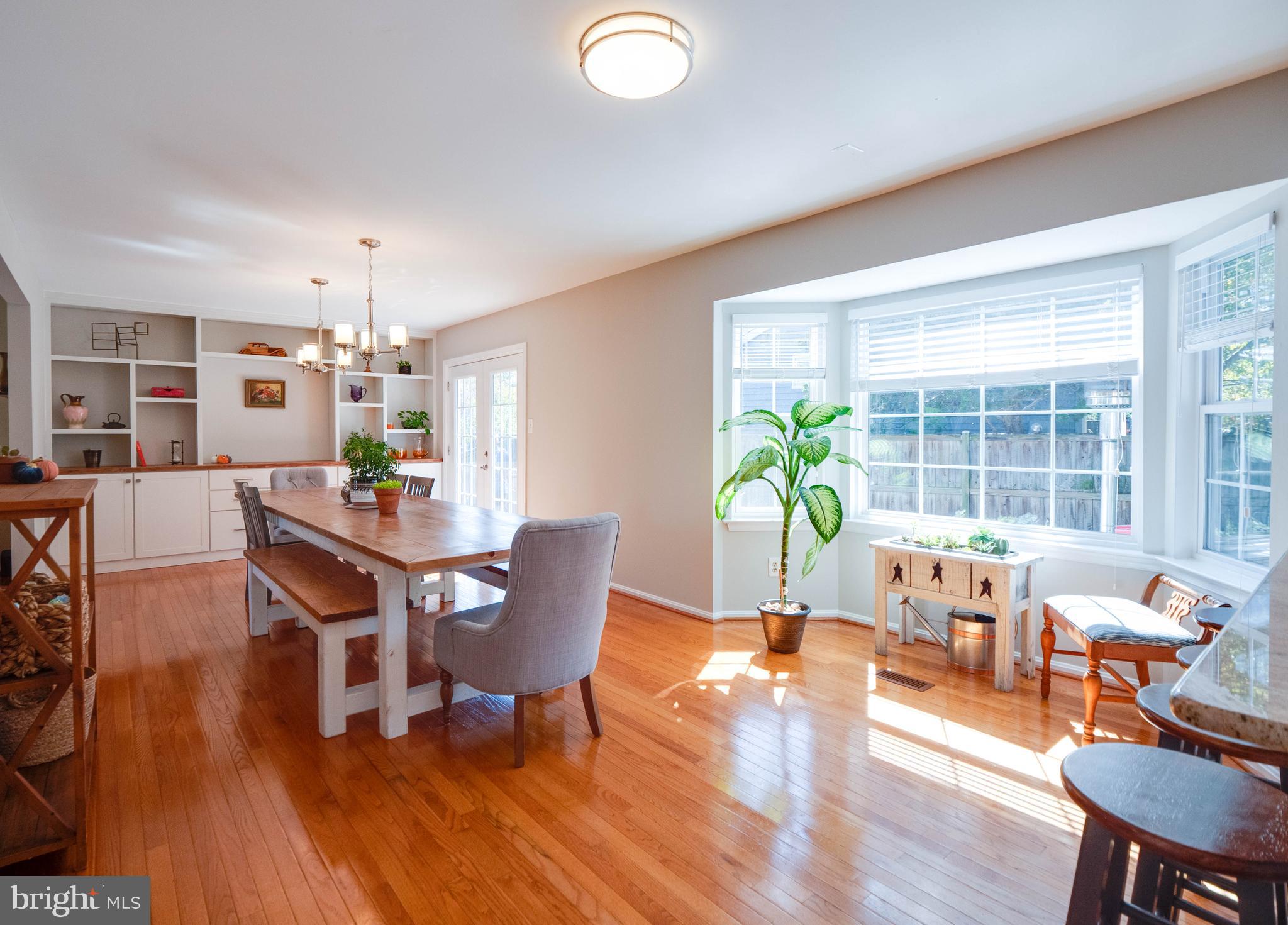 1431 Kingsvale Circle Herndon, VA 20170 - Photo 7 of 66