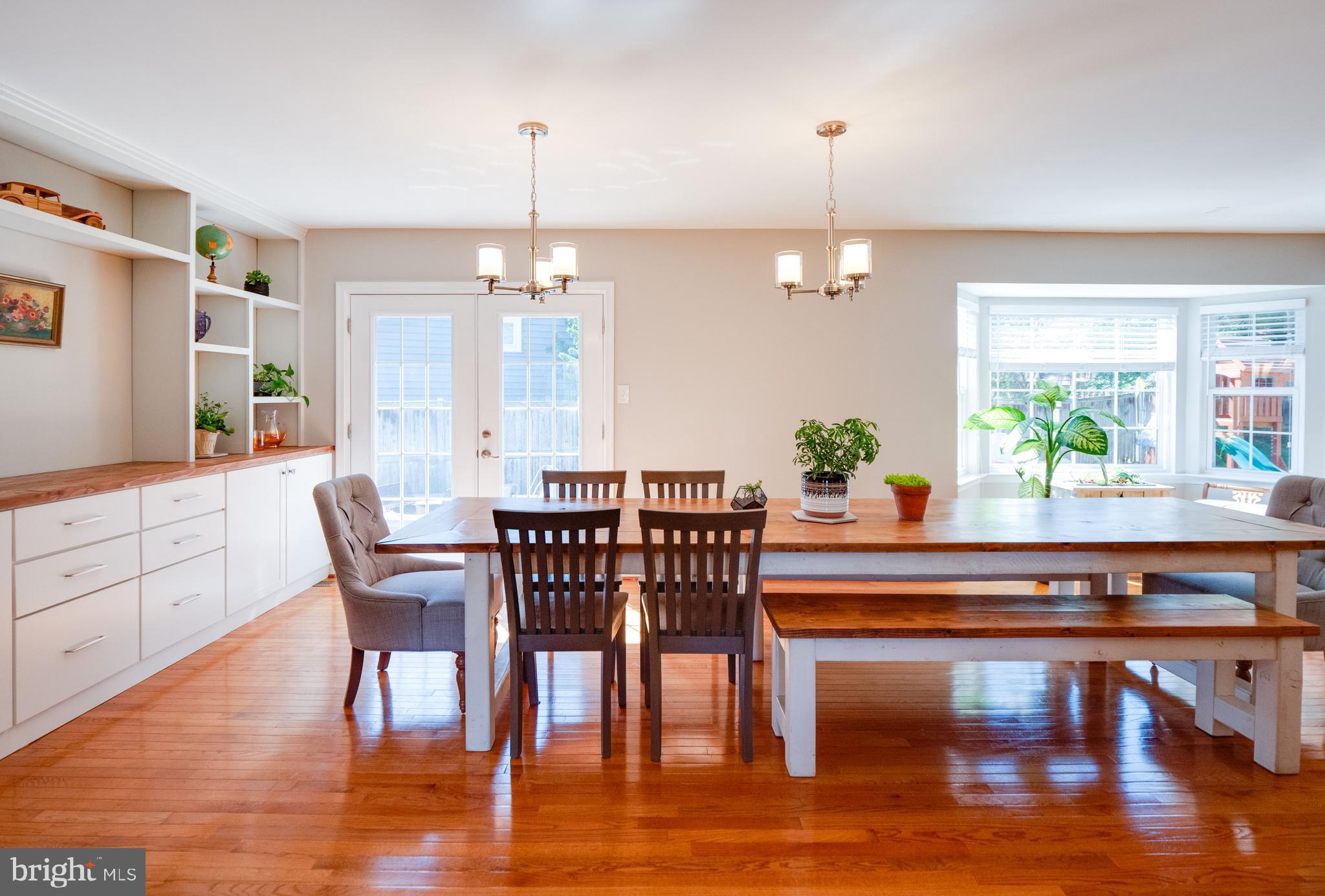 1431 Kingsvale Circle Herndon, VA 20170 - Photo 8 of 66