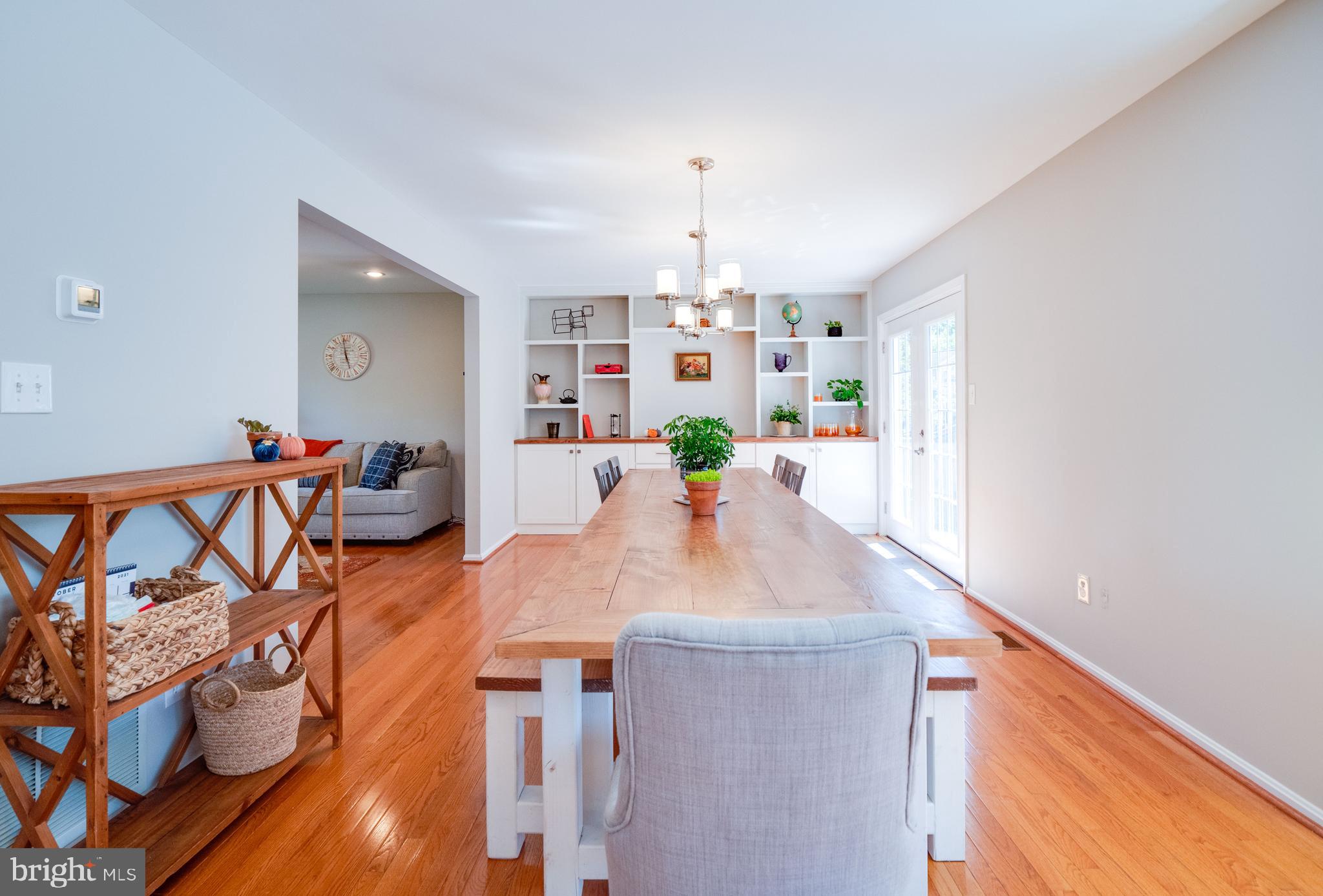 1431 Kingsvale Circle Herndon, VA 20170 - Photo 9 of 66