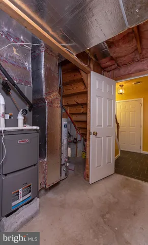 $215,900 | 755 Robin Hill Circle, York, PA 17404