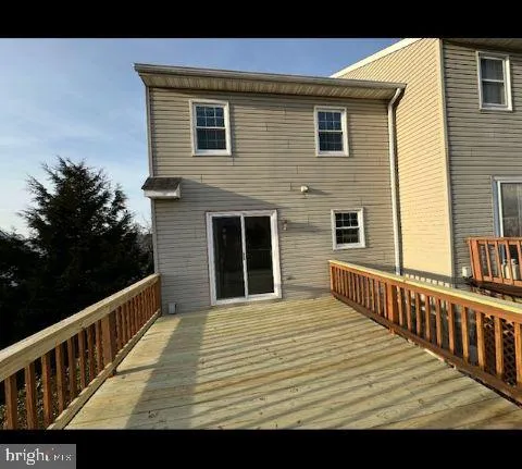 $215,900 | 755 Robin Hill Circle, York, PA 17404