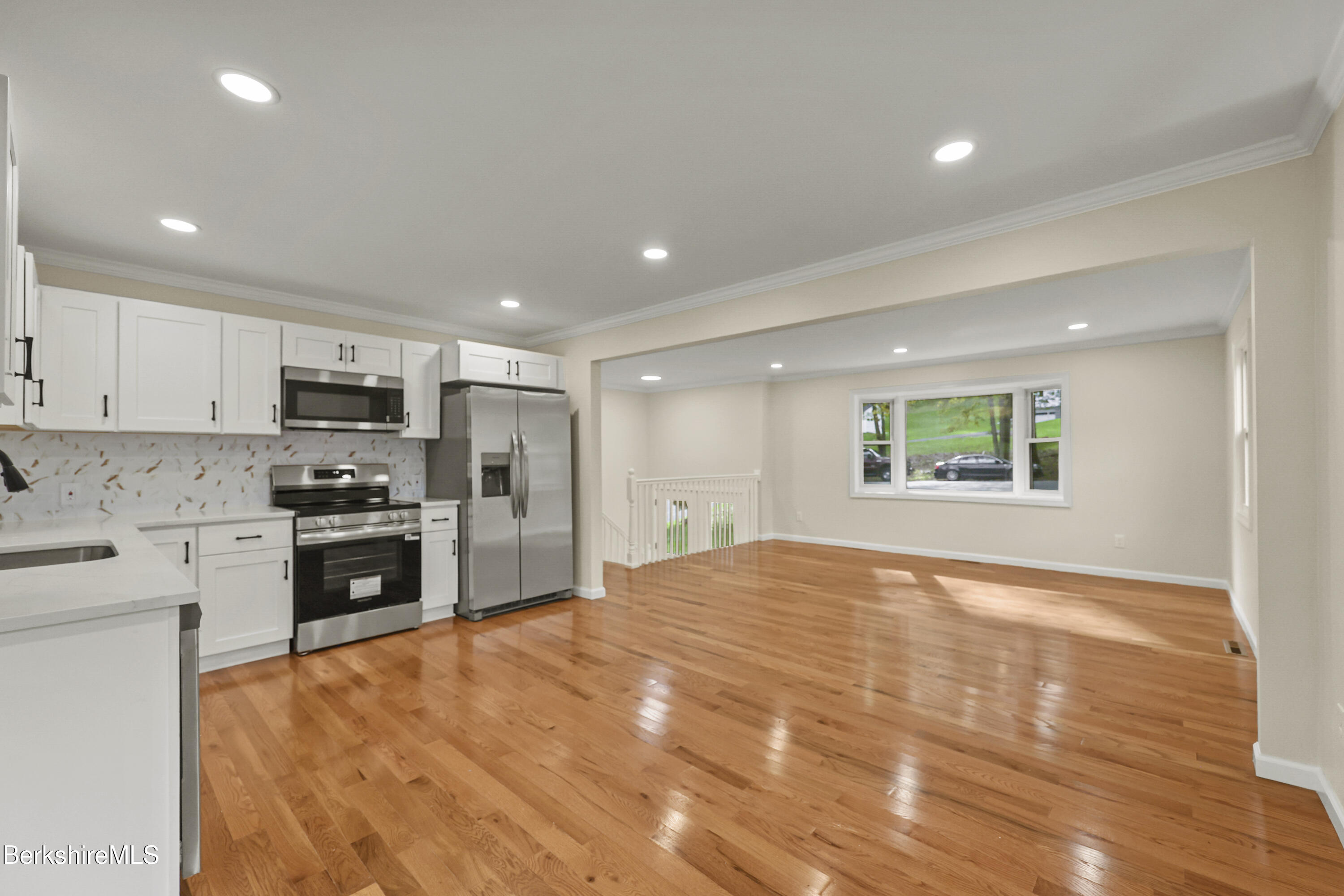 306 Partridge Road Pittsfield, MA 01201 - Photo 21 of 55 Kitchen