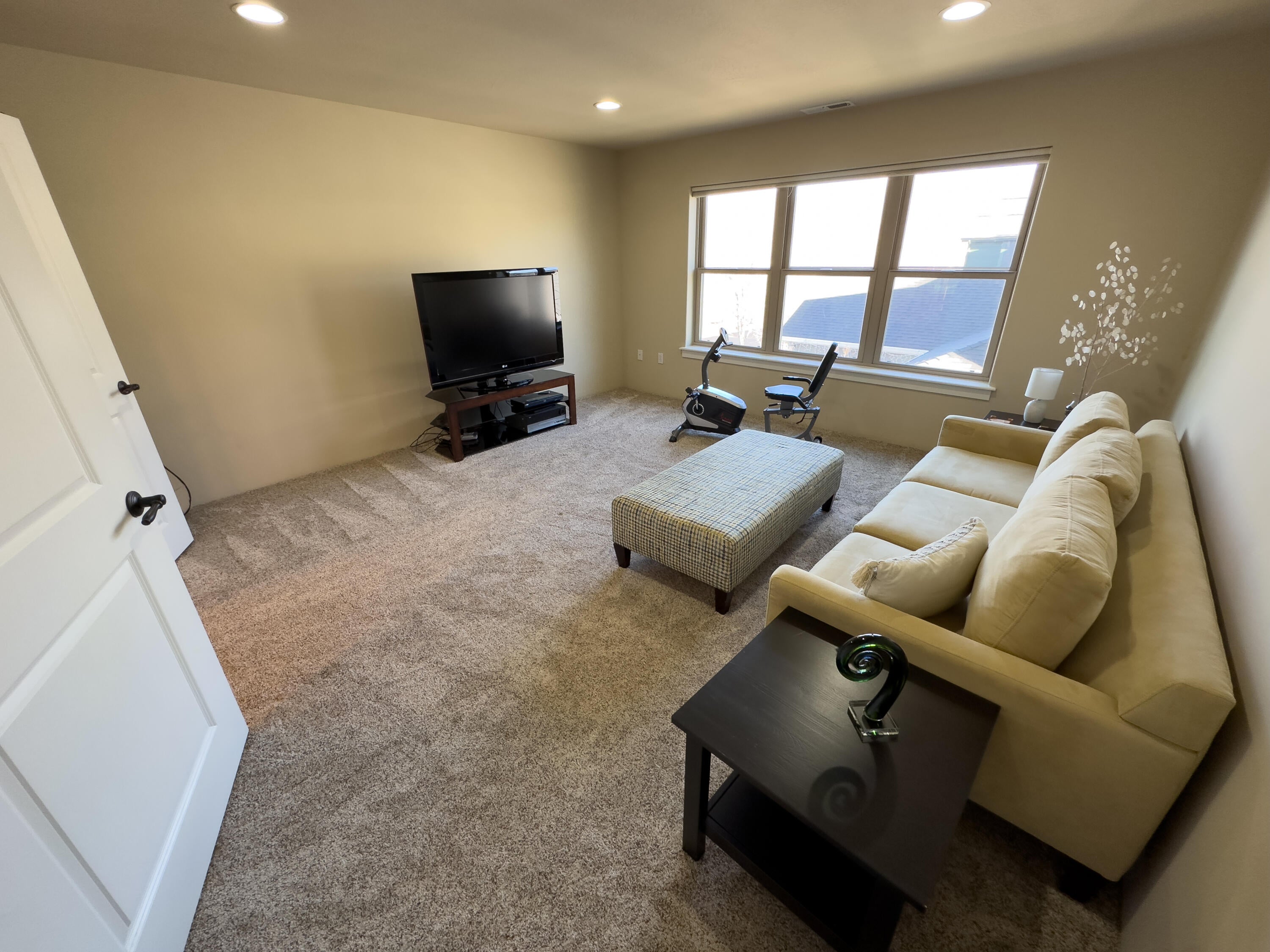 1101 Lithia Way Talent, OR 97540 - Photo 56 of 68 2024-01-25 11-12-01