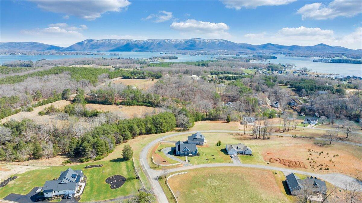 27 Smokehouse Road Moneta, VA 24121 - Photo 121 of 144 118-DJI_20260313025616_0369_D