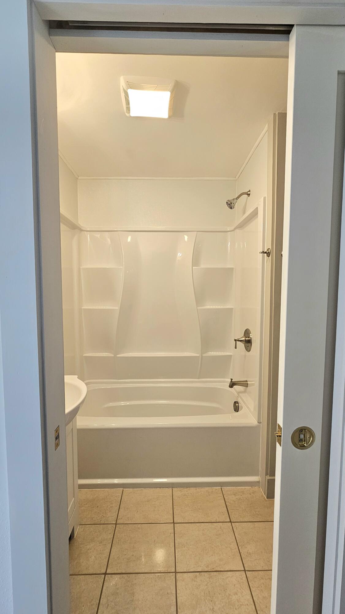 43 Maple Ridge Road Harrison, ME 04040 - Photo 36 of 86 Top floor bath