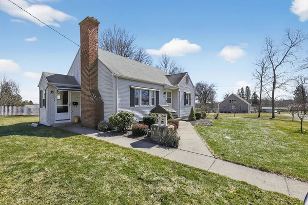$289,900 | 74 Granville Street, Holyoke, MA 01040