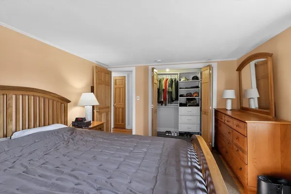 $289,900 | 74 Granville Street, Holyoke, MA 01040