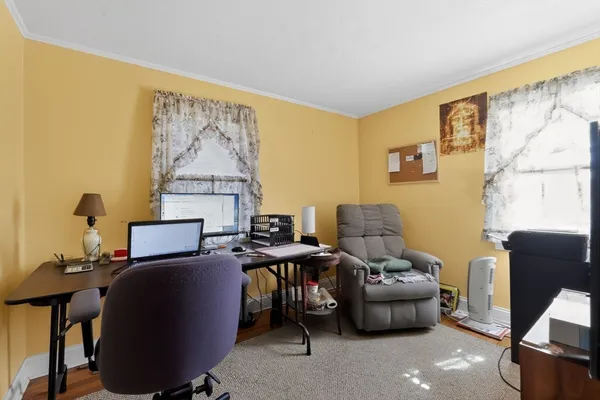 $289,900 | 74 Granville Street, Holyoke, MA 01040