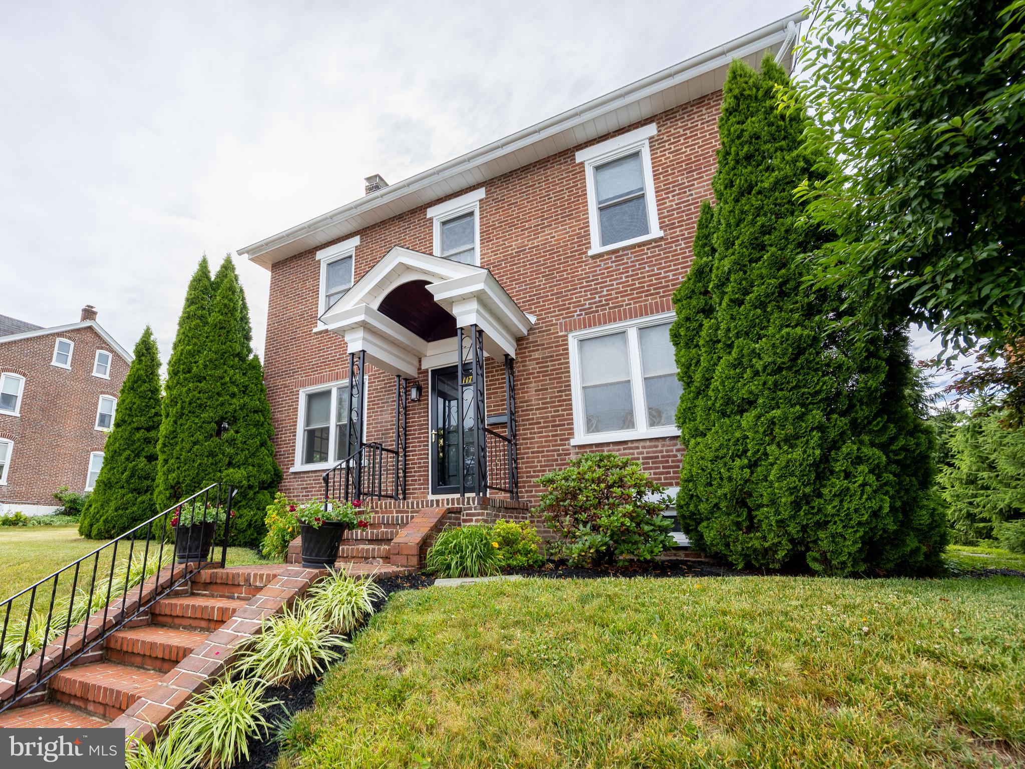 117 North Walnut Street Boyertown, PA 19512 - Photo 4 of 67