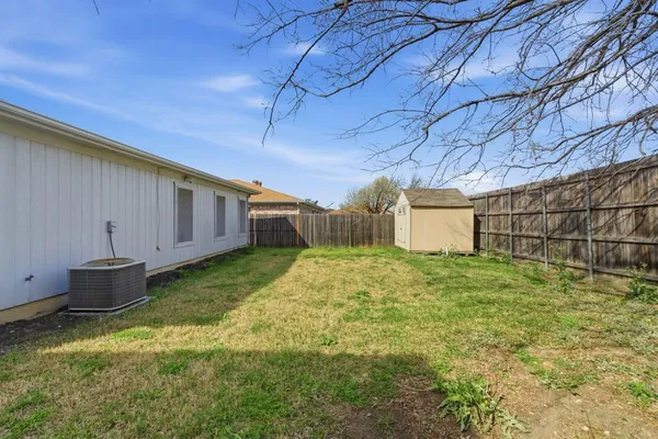 $2,400 | 4205 Fernleaf Drive, Fort Worth, TX 76137